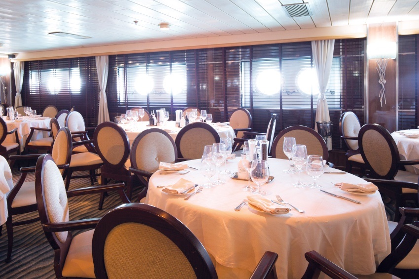 restaurant02-la-belle-des-oceans-thailande-malaisie-croisieurope-david-hancock-david-hancock.jpg